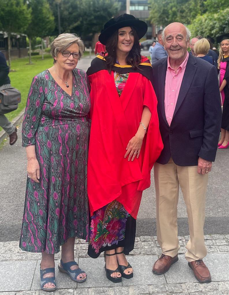 Kathryn Hayes tweet media