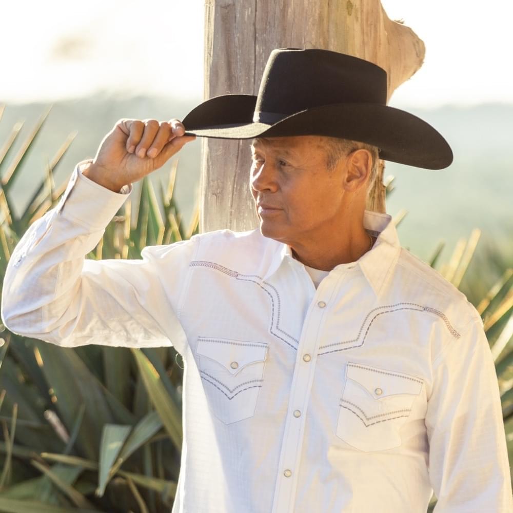 My ol' buddy @NealMcCoy has a new song out! USED CAR pays homage to the unbreakable bond between a man and his first car. Please give it a listen: bit.ly/3OUdJ9Z -Trace