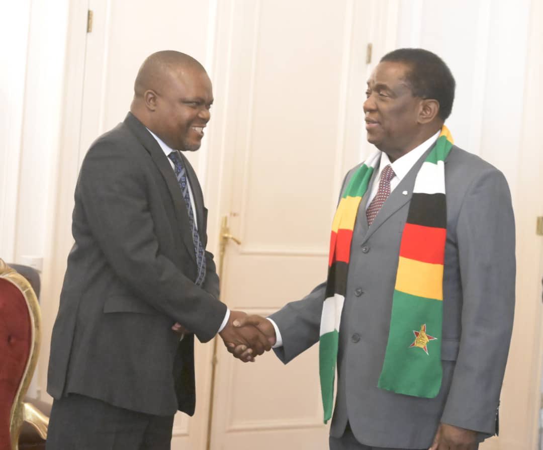 faz_trust's tweet photo. President @edmnangagwa meets country observer missions from the republics of South Africa, Botswana &amp; Namibia in that order. All expressed satisfaction with the way Zimbabwe conducted its harmonized general elections. Namibia said liberation movements are under attack. https://t.co/MocCDV7V8W