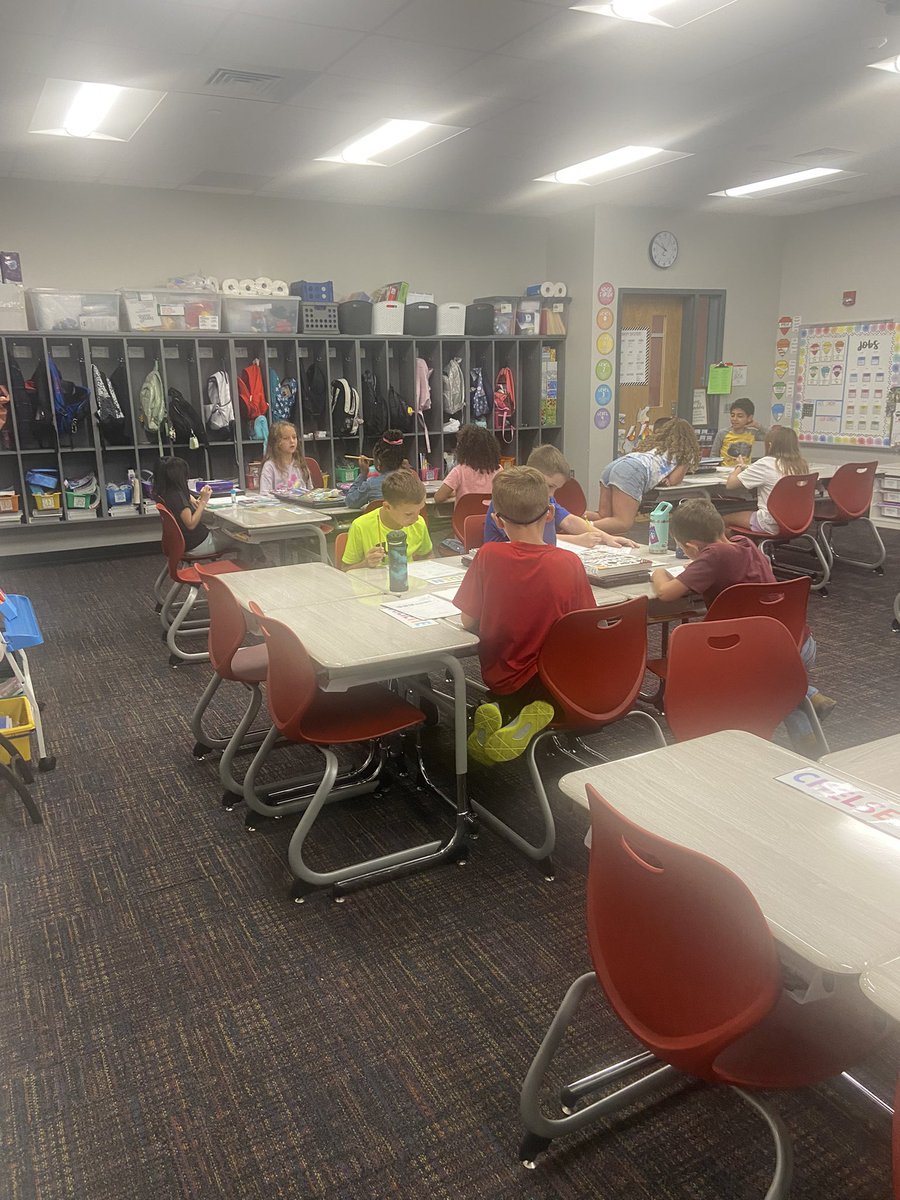 MrsBulthuis's tweet photo. Reviewing with groups in math today. #myredcedars https://t.co/RXjfgKYdVL