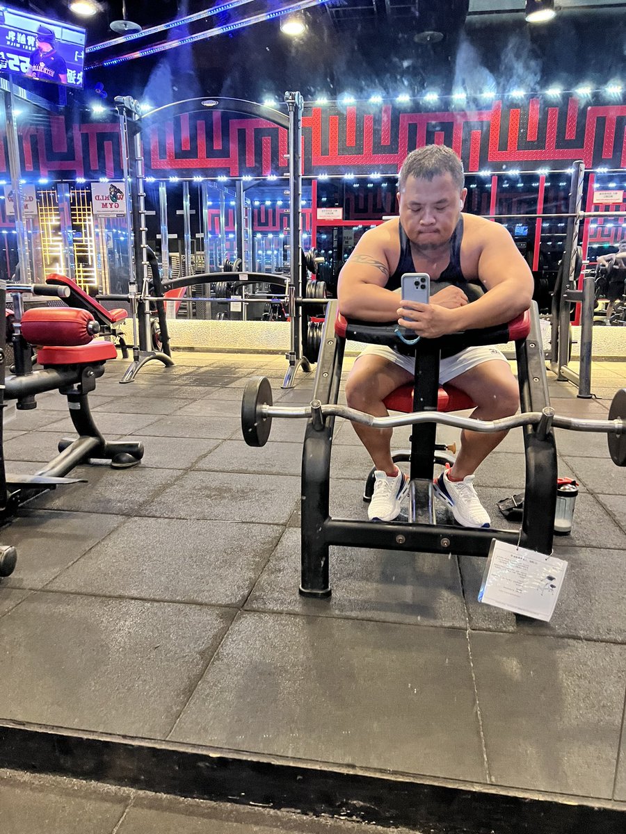 包包 (@baohenda1) on Twitter photo 