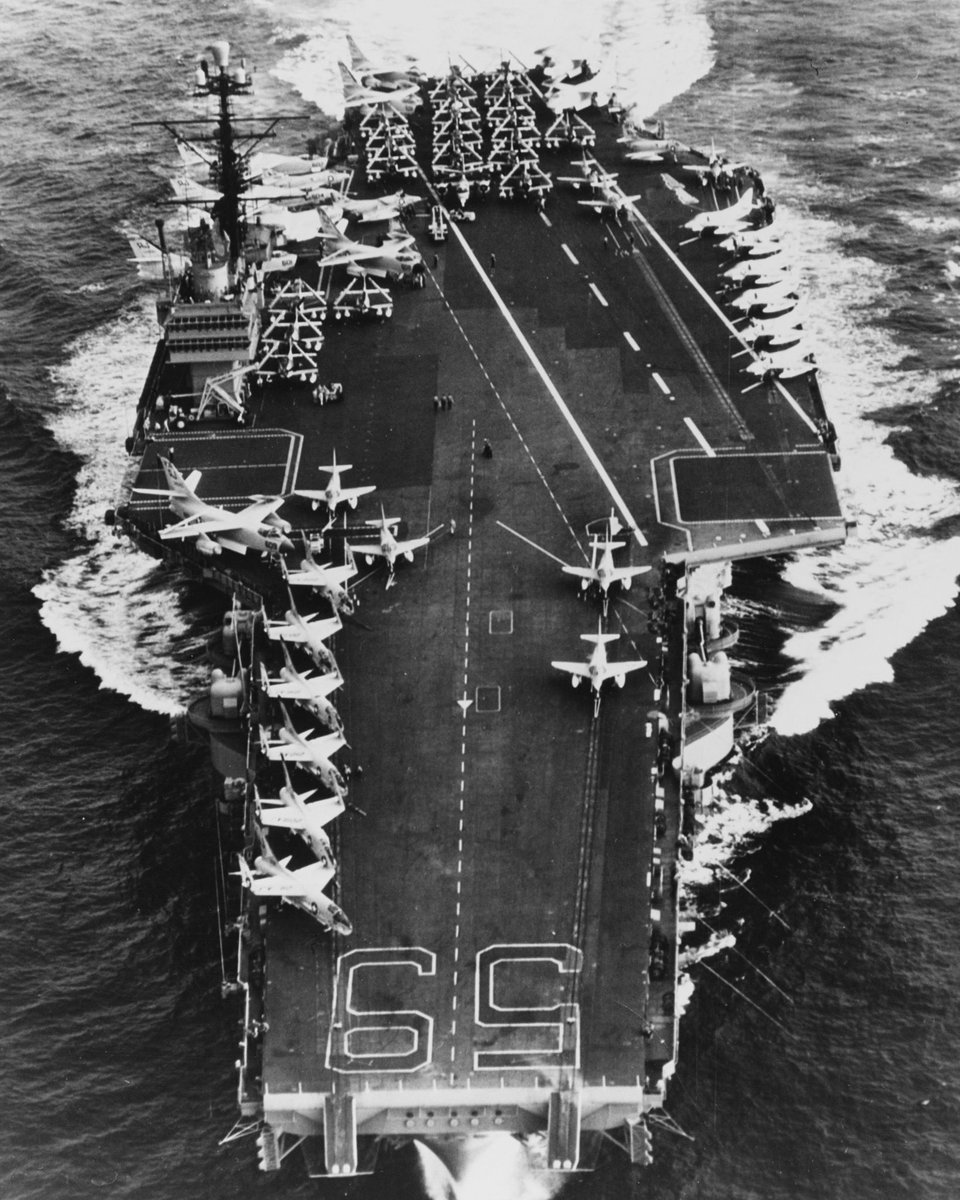 Boneyardsafari's tweet photo. A look back #otd USS Forrestal CVA-59 at sea on 29 August 1959.  Quite the variety of aircraft on deck. #cva59 #cv59 #ussforrestal #flynavy #aviationsafari #aviationpreservation #boneyardsafari https://t.co/42TkbOywdh