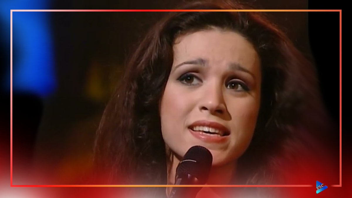 esc_play's tweet photo. 🇹🇷⎮Şebnem Paker, que fue representante de Turquía en Eurovisión con "Dinle", será profesora de música en la escuela de Kırcağız en Milas, Muğla. ¿A quién no le va a gustar?.
#Eurovision · #ESC1997 · #Turkey https://t.co/hjft2RgO6O
