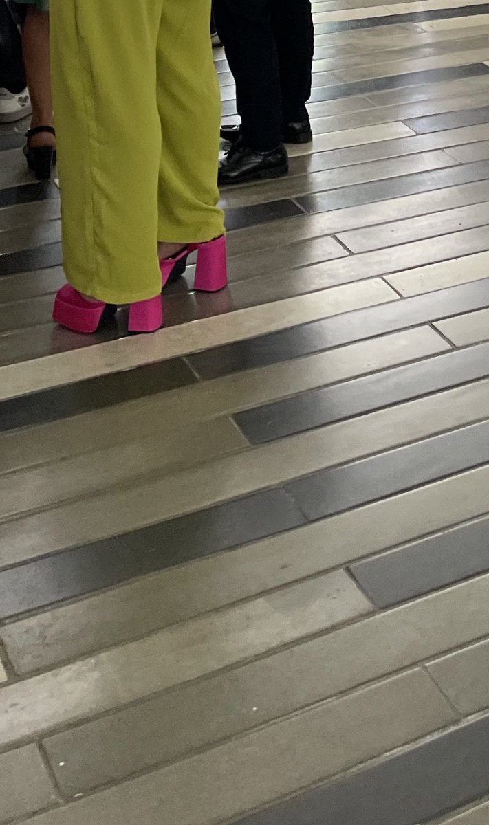 jpelaeza1's tweet photo. Cosmo y Wanda creen que uno es gvon https://t.co/20rhCmZNIE