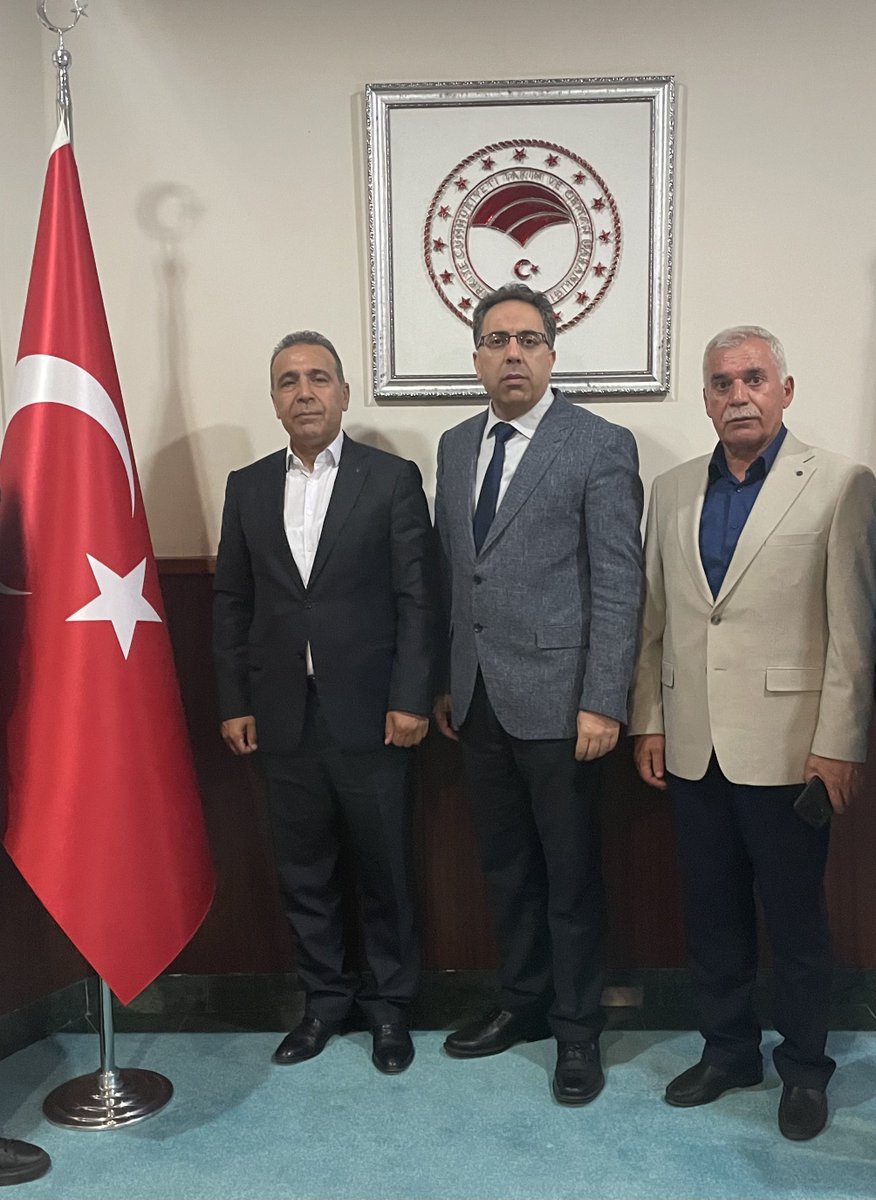 MGuloglu17618's tweet photo. 📍Ankara

Tarım ve Orman Bakan Yardımcımız Sn. Ahmet Gümen’i makamında ziyaret ederek, çalışmalarımız hakkında bilgi verdim.Sayın bakanımıza misafirperverliği ve kurumumuza destekleri için teşekkür ederim.
@TCTarim @trgmresmi @UrfabesiOSB @ibrahimyumakli https://t.co/dQjGVDIAlt