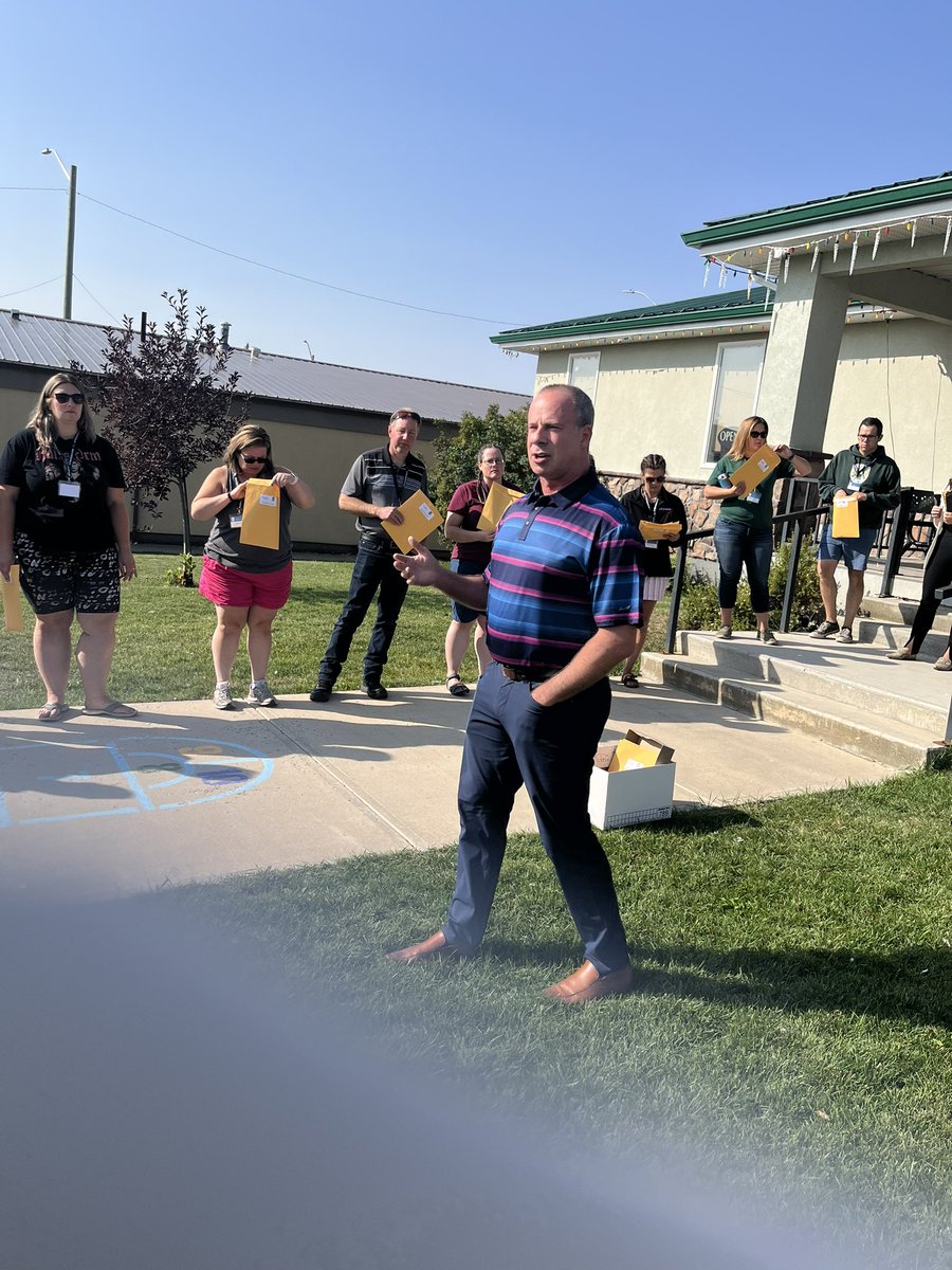 insideeducation's tweet photo. What a great #InsidePD visit to Alberta’s Net Zero Village of Stirling @stirlingca - Solar PV, field and solar thermal at the pool! Thanks to Mayor Trevor Lewington and his team for the hospitality! #aplusforenergy https://t.co/wIDv0ww9Ee