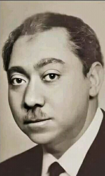 mshinqiti's tweet photo. سيظل السيدُ سيِّداً وإن قتَلُوه. وسيظل العبدُ عبداً وإن عَبَدُوه..
#ذكرى_استشهاد_سيد_قطب
(٢٨ أغسطس ١٩٦٦) https://t.co/lPimKoOYkV