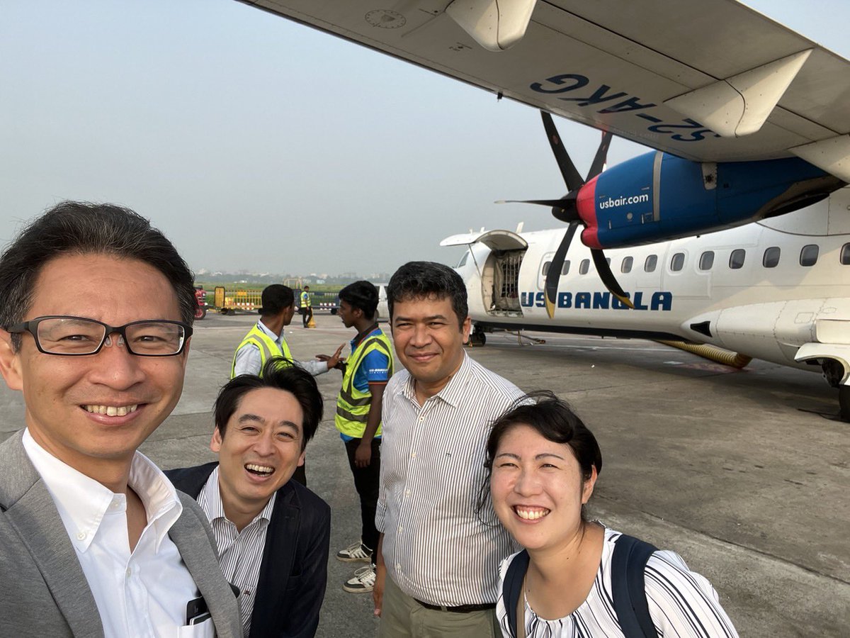 Megumidayo's tweet image. ということで、今回の出張先はバングラデシュ。久しぶりにプロペラ機に乗って、谷合議員@masaaki_taniai と平木議員@Hiraki_Daisaku とともに、バングラデシュ第二の都市のコックスバザールにやってきました！
お二人と共に #Educationcannotwait の教育現場をまわります。