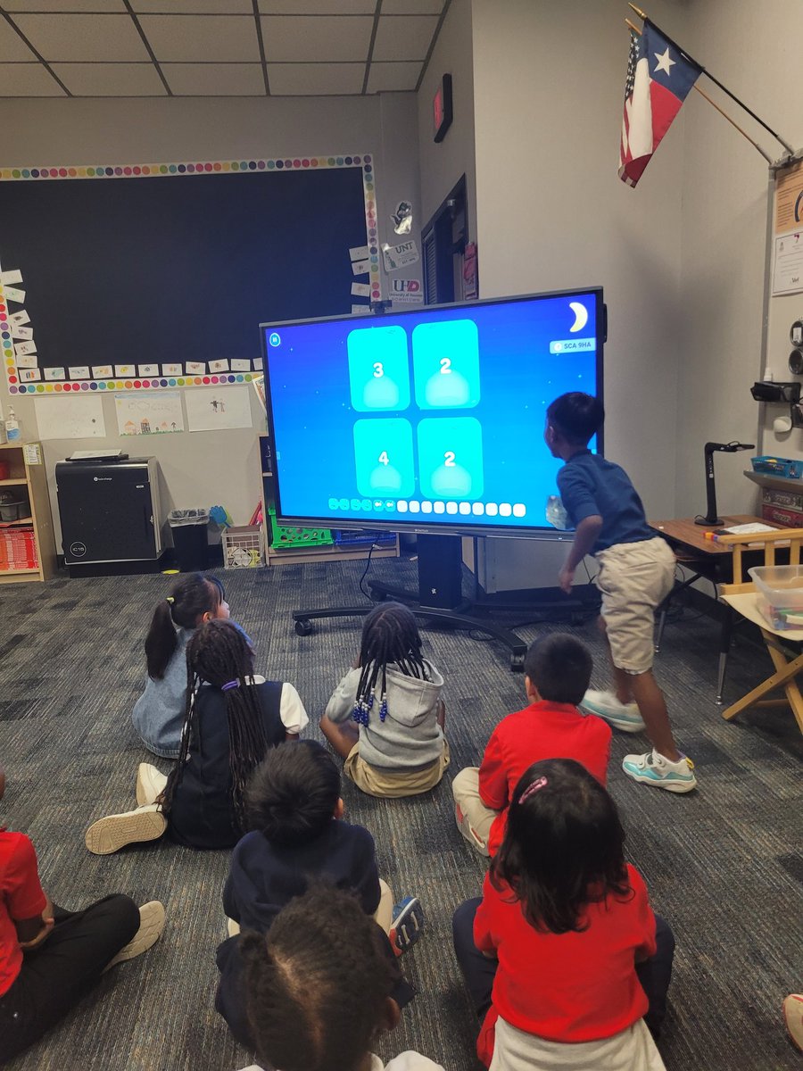 MrsTaylor7720's tweet photo. The kiddos are loooooving the fact fluency time. They are on fire with subitizing ...talk about engagement!!! #1stGradeMath #factFluency #NumberMatch @AliefISD @AliefLearns @ExplorersCol @MytraCunningham @dicagi06 https://t.co/j8U9ELJ0gX
