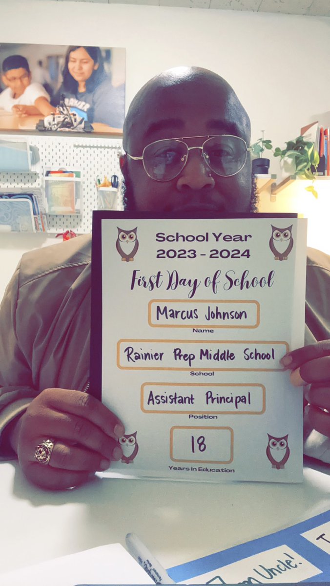 meekro_wahvey's tweet image. Year 18. 
When my position was eliminated last school year, I knew I wanted to take a step back. I found a place to do that and I’m excited for the new year.  Happy First day of School #FDOS