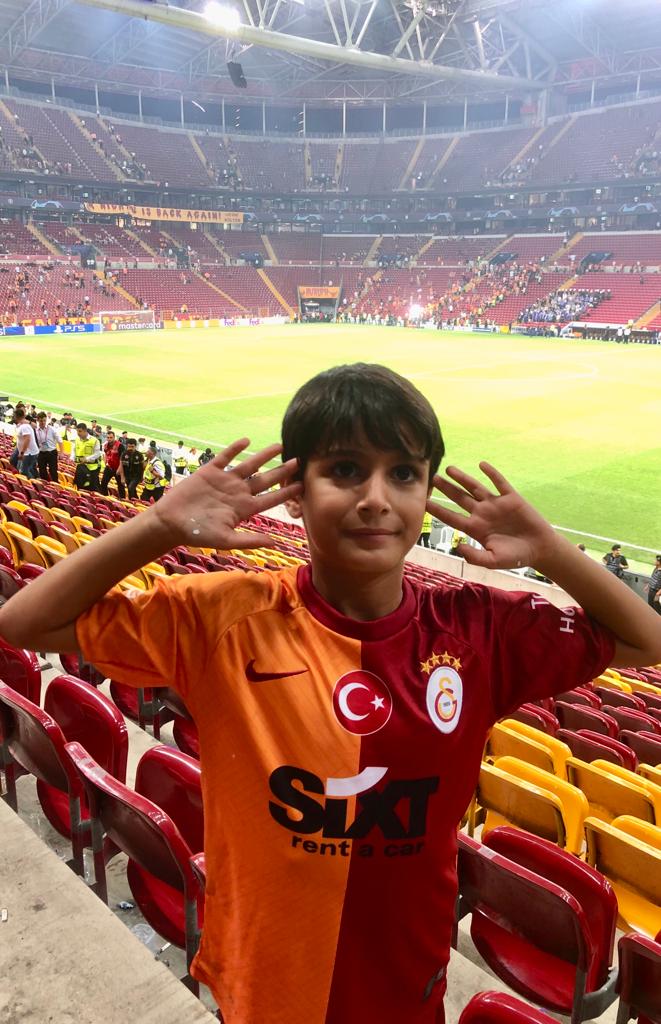 HamitKanag's tweet photo. Torunum Ahmet Galatasaray uğur getirdi... https://t.co/VTCH9QrZXW