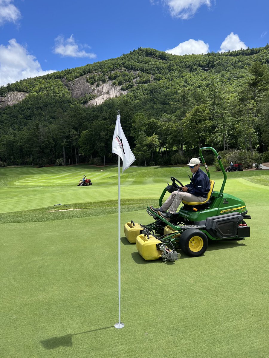 🚨ASSISTANT SPOTLIGHT🚨

Bryce Wagoner
Wade Hampton Golf Club, Cashiers NC (a little over a year here) 

Hometown: Greensboro, NC

Bachelors of Science degree in Turfgrass Science from NC State University, interned at Quail Hollow Club and Sedgefield Country Club during school