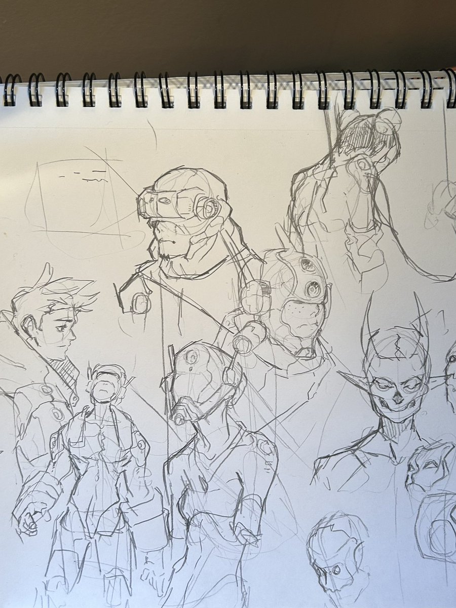 ParkerLo0's tweet photo. Old sketches https://t.co/mGoHOJs4ug