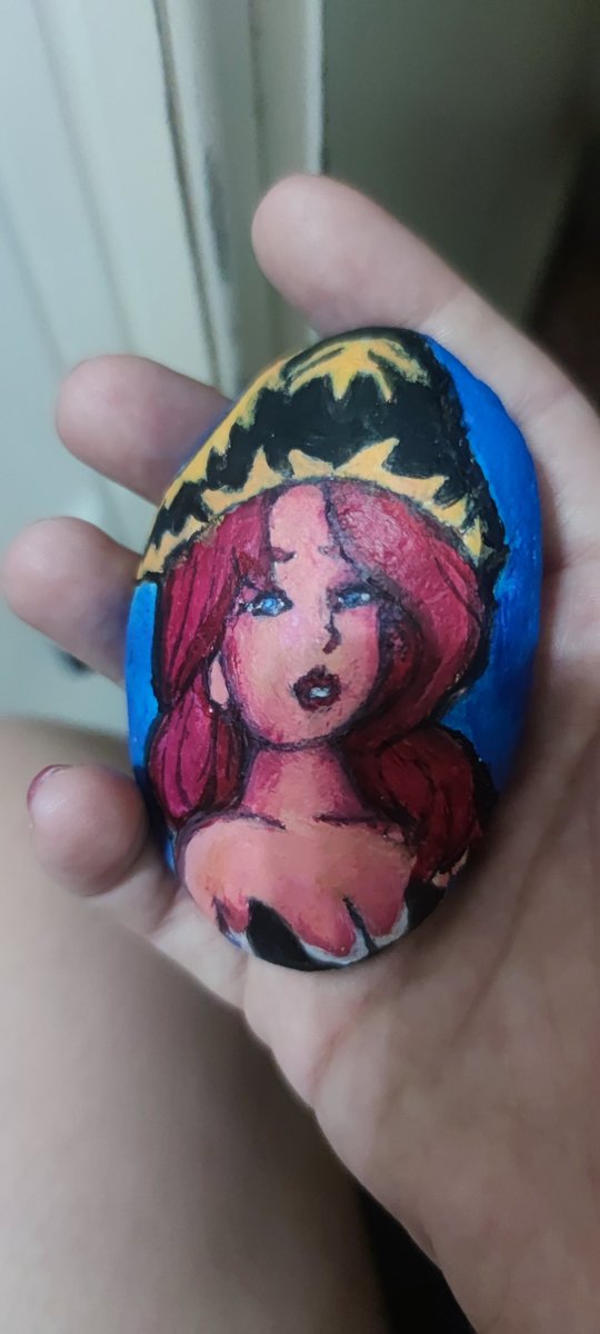 Painting Miss Fortune on a stone