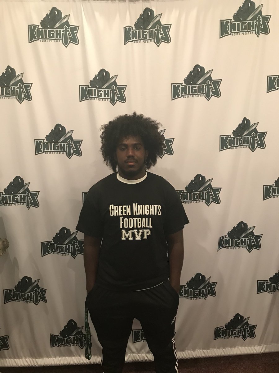 GreenKnightsFB's tweet image. Our phase three MVP was Germane Pryor - he brought his best everyday and made great improvements to his game and pushed others to elevate their game #phasethree #mvp #workhard #getbetter #GreenKnightsALLin