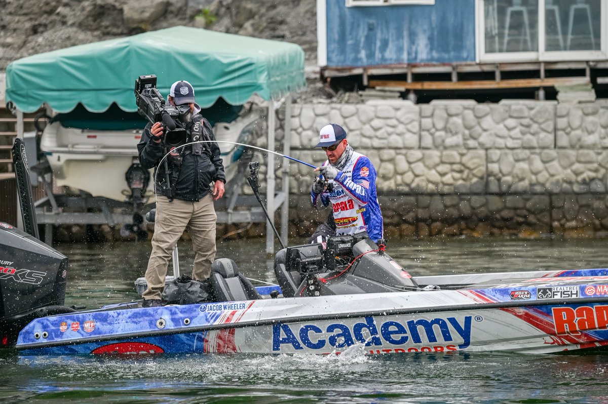 Duckett_Fishing's tweet image. It&apos;s always the right time for a bent rod.

#ProDriven #DuckettFishing @WheelerFishing