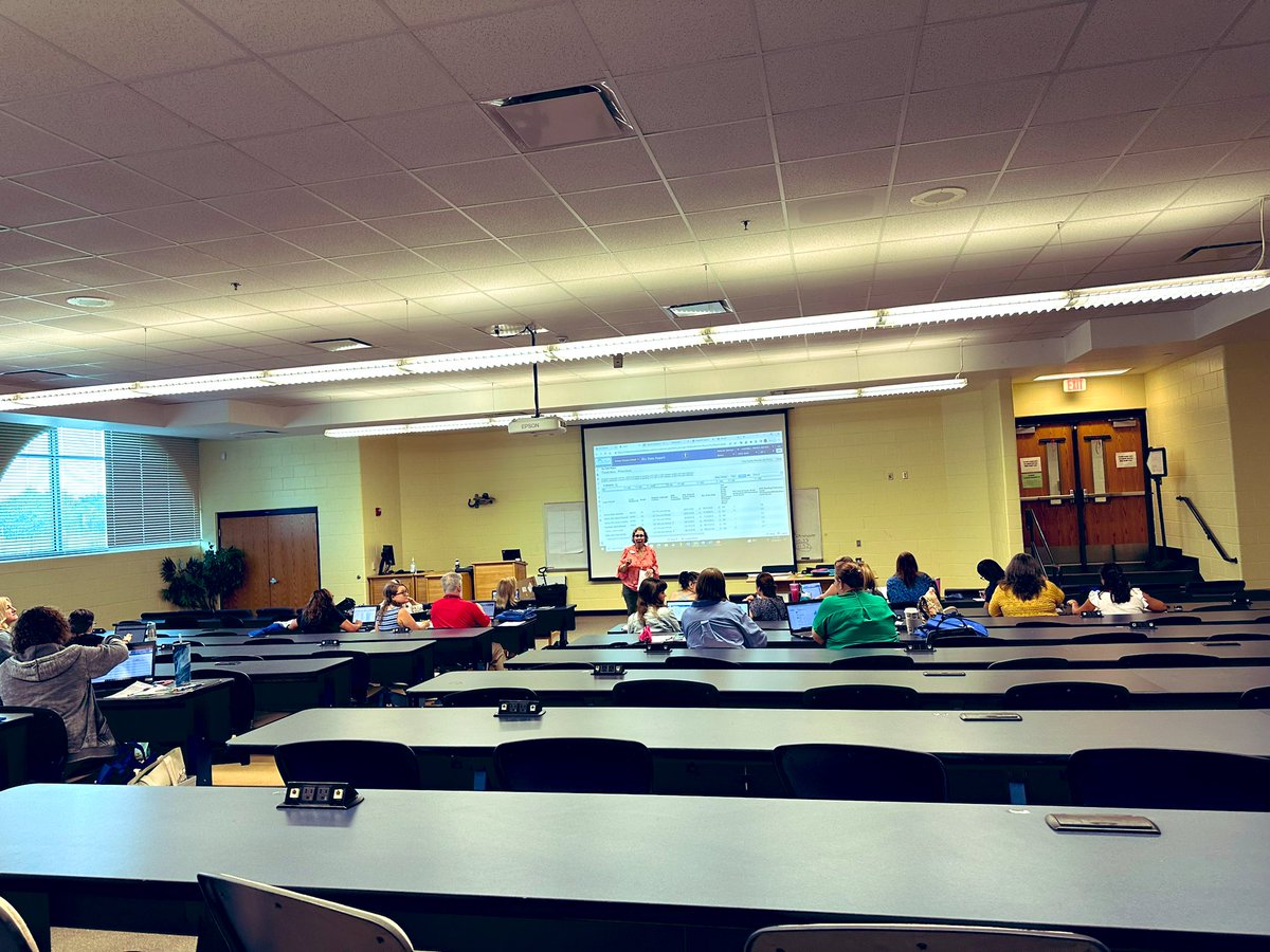 EsolVolusia's tweet photo. ESOL Compliance Training @Mainlandhigh thank you for hosting us! #ESOLVCS https://t.co/sjbATaUe56