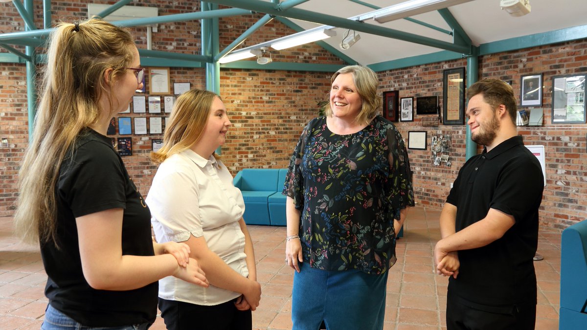 DerwenCollege's tweet image. Thank you to new parents and carers who attended the start-of-year webinar this evening. We can't wait to meet you and our new students soon. Be sure to follow us on all our social media and read the latest news at derwen.ac.uk. 
#SEND #Derwen #APlaceOfPossibility