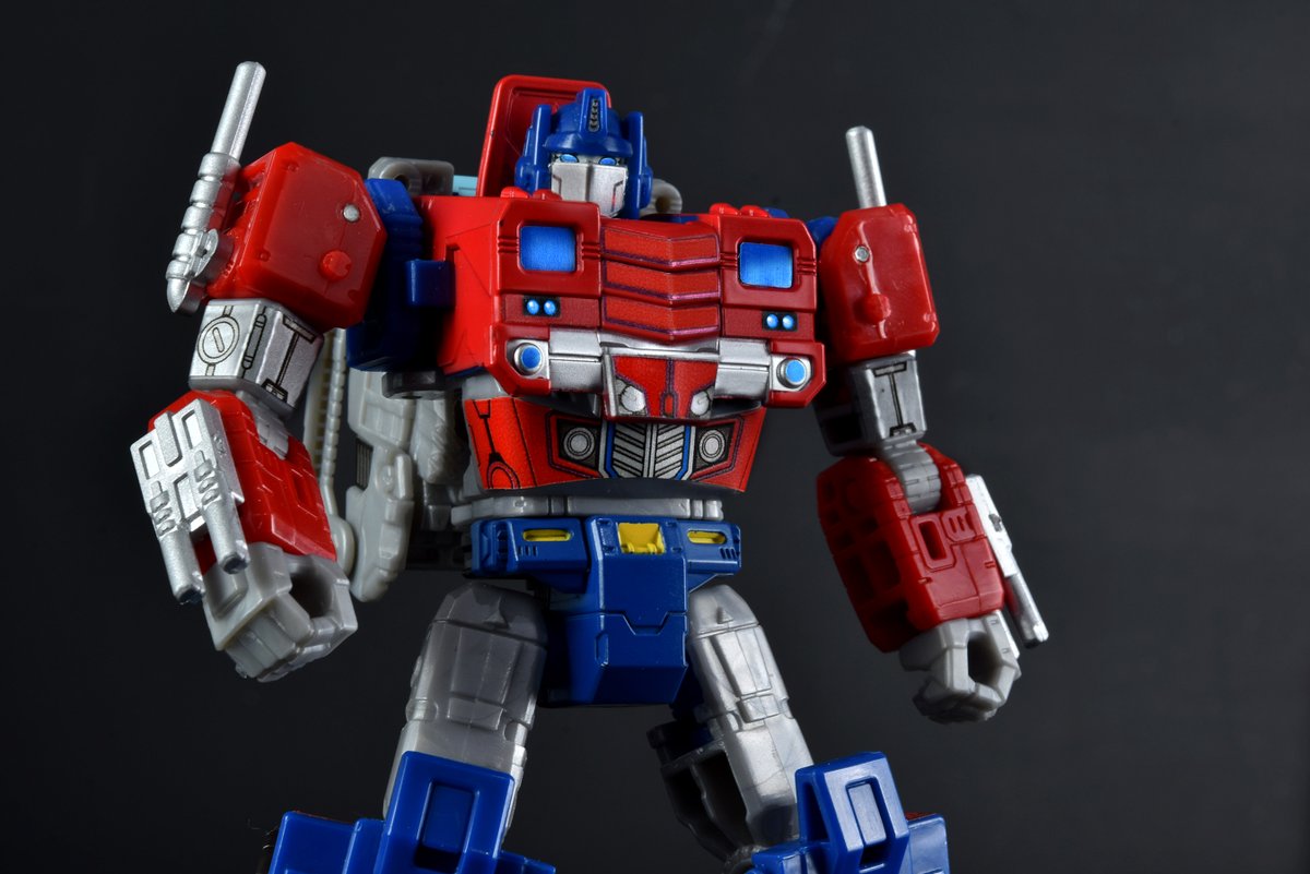 Toyhax's tweet photo. Released in collaboration with Nonnef Productions:

1) Our upgrade set for Orion Pax includes Stickers and Faceplate surface:
https://t.co/fdc9vu61VF

2) The Nonnef Productions portion comes with Smokestacks and Arm Cannons: 
https://t.co/NwyxA9RH8R https://t.co/FW6IHtfIeR