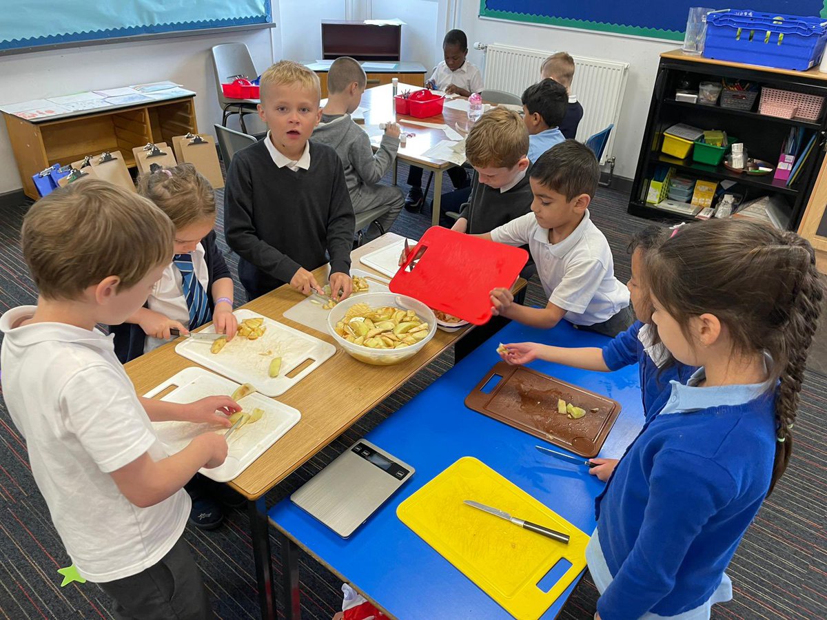 More apple crumble with our freshly picked apples. Great team work from p3 this morning. #kidscooking #schoolbakes #littlecooks #apples #apple crumble