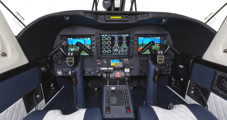 TCAircraft's tweet photo. Thinking of upgrading the avionics panel in your #TwinCommander? Check this out. https://t.co/7GeX1mUs0E #garmin950 #avionics #panel #jetaccess #factory #authorized #servicecenter https://t.co/cQIl3TgdJF