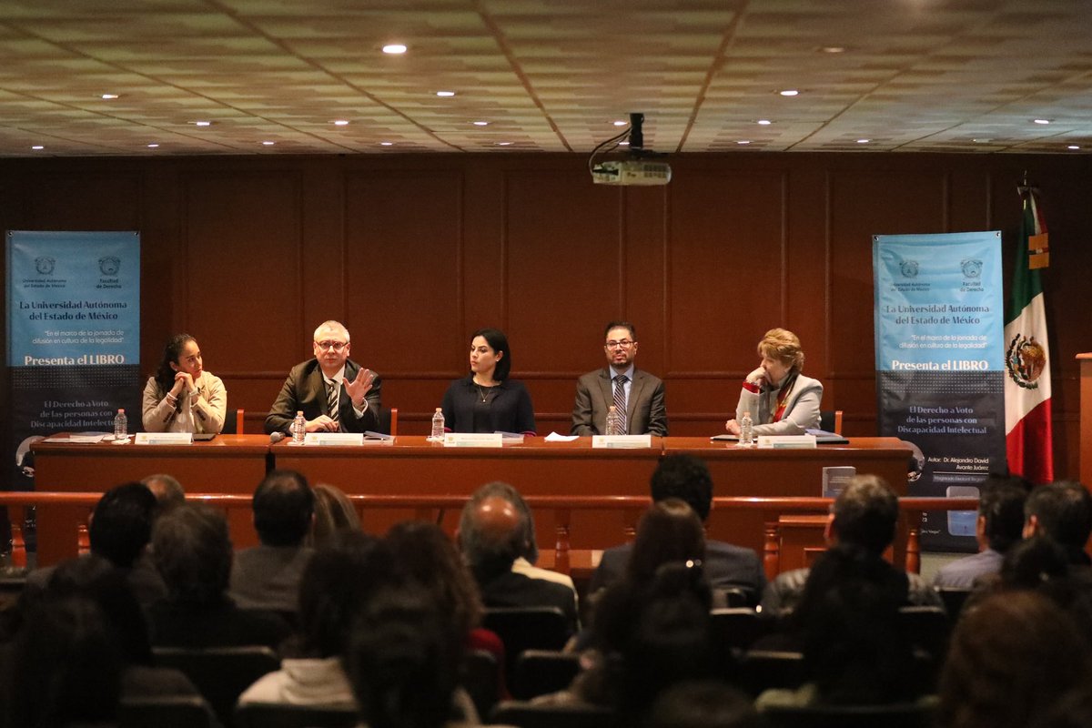 La UAEM a través de la Facultad de Derecho presenta en estos momentos el libro “El Derecho a Voto de las personas con Discapacidad Intelectual” de la autoría del Magdo. Alejandro David Avante Juárez

fb.watch/mJViGkBLQd/?mi…