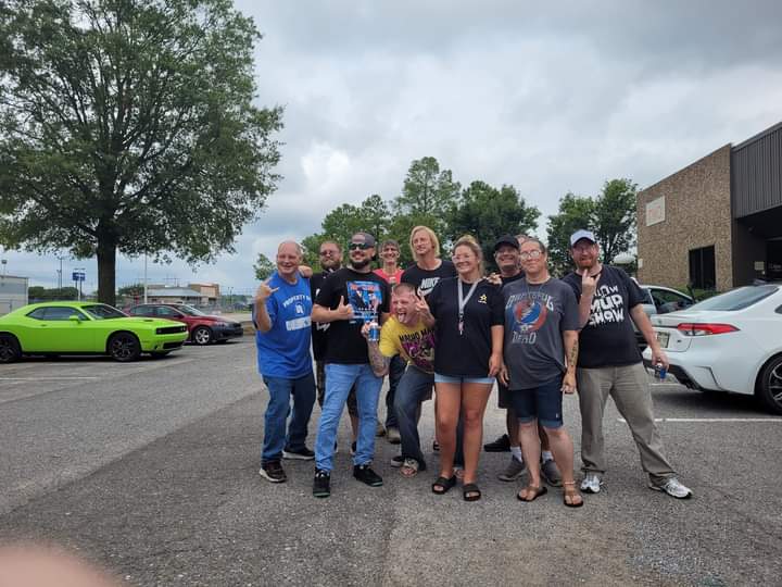 901walrus's tweet photo. @Mem_Wrestling @DustinStarr  some Cult of Cornette members in Memphis would LOVE to see @TheJimCornette Great wrestling, great wrestlers, and great fans with no invisible man, no blow-up dolls,  no furniture  and especially no trampoline cowboys!! https://t.co/nAK1NuvBx2