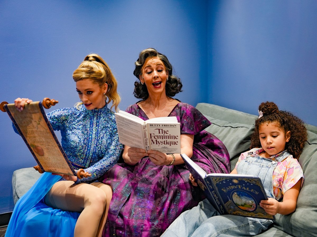 Story time at the Marquis!