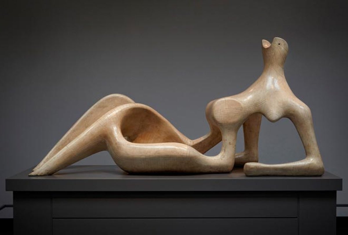 RaisingArtists's tweet image. I feel like the @ARITZIA + Wilfred might have borrowed some inspiration from Henry Moore’s plaster and bronze maquettes. 🗿 As an #ArtEducator it makes me so happy to see that art is everywhere we look 👀 ❤️ || @YorkdaleStyle @agotoronto @Tate