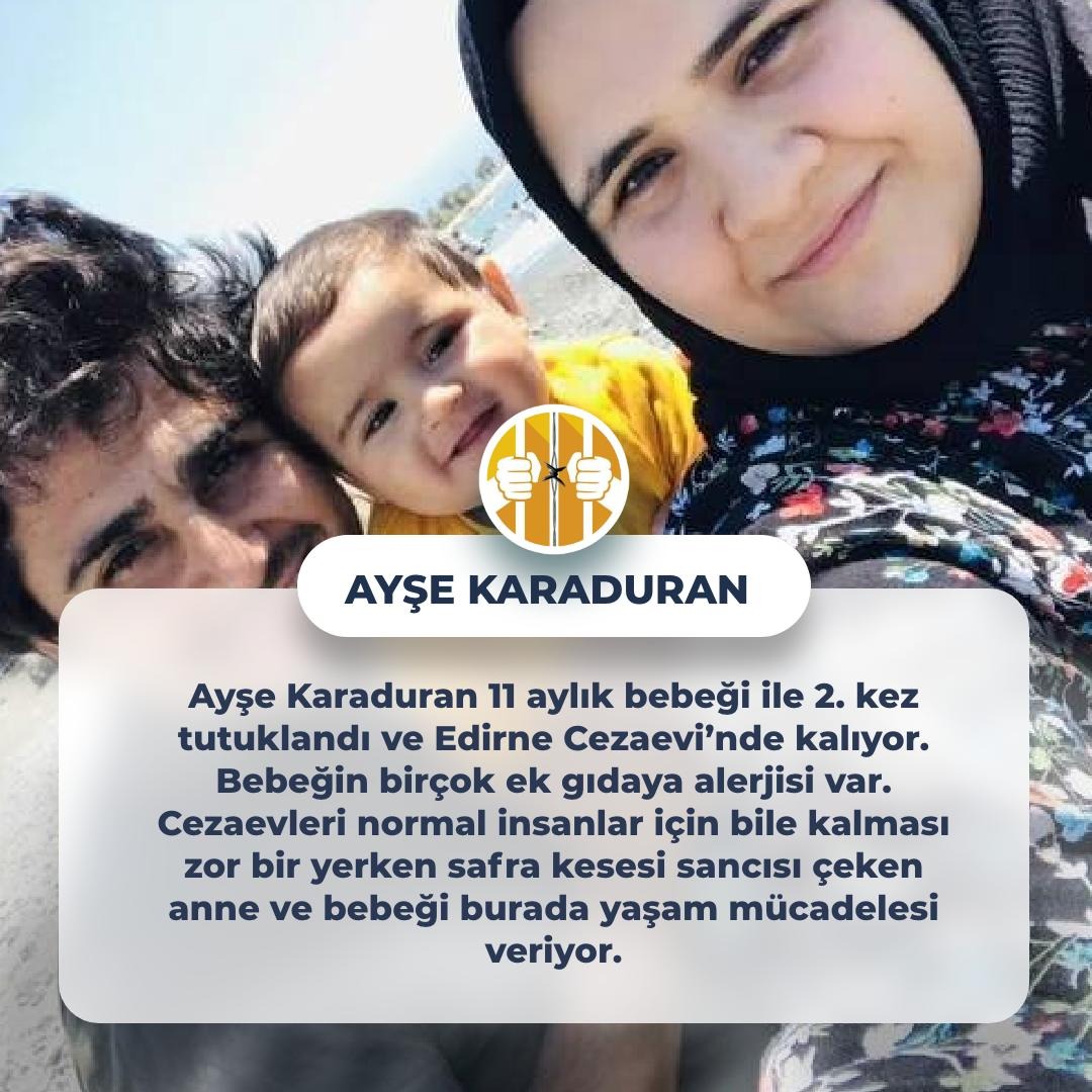 cezaeviihlaller's tweet photo. EDİRNE L TİPİ CEZAEVİ 

10 aylık Murat bebek 48 gündür annesi Ayşe Karaduran ile birlikte Edirne Cezaevi'nde, 35 kişilik koğuşta tutsak. Murat ve 2 bebek ise yerlerde emekliyor, doğru dürüst beslenemiyor! 

Acun Galatasaray - Molde #patlama
Cezaevinde İhlallerSonBulsun https://t.co/m7cZUMzY5N