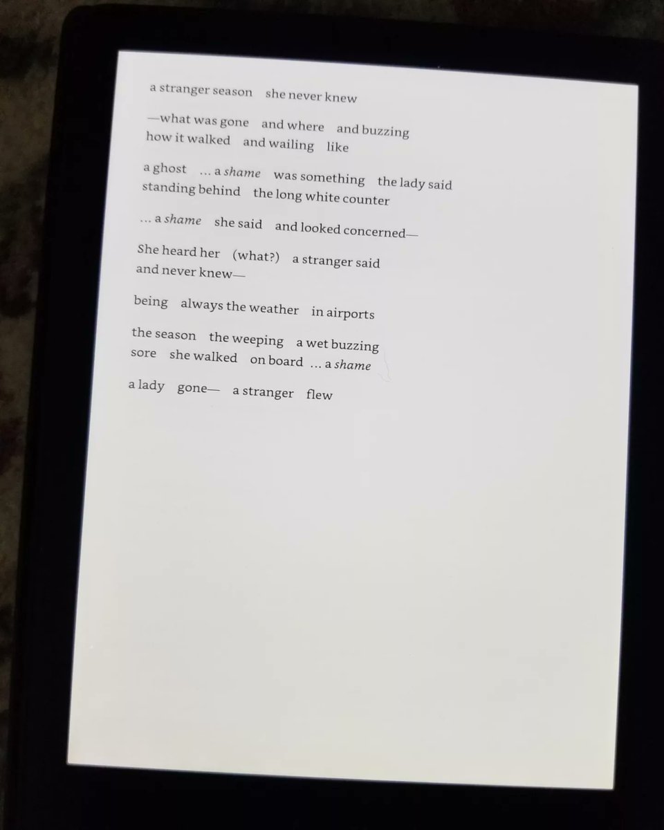 susanmariescavo's tweet image. Sealey Challenge Day 29

Come-Hither Honeycomb by Erin Belieu

&quot;If we&apos;re lucky, it&apos;s always a terrible time

to die.&quot;

@SealeyChallenge @thesealeychallenge @copper_canyon_press
@erinbelieu
#sandralim #theSealeyChallenge #theSealeyChallenge2023 #readmorepoetry #readwithus #poetry