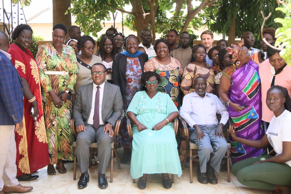 unwomenssudan's tweet photo. @unwomenssudan is conducting training on Gender Statistics in partnership with the @NBS, @COMESA @MGCSW. The training targets government agencies, Civil Society, and the media.@PetersonMagoola highlighted that this is the first gender statistics training in 🇸🇸 https://t.co/KqGk0B2Mx4
