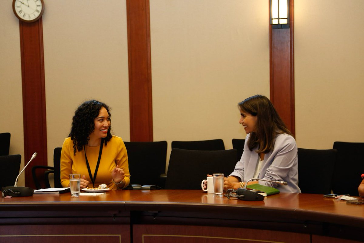 PrivyCouncilCA's tweet photo. The sessions provided participants with rich discussions on career insights, recruitment, and policy analyst programs. https://t.co/SWFn51QEEr