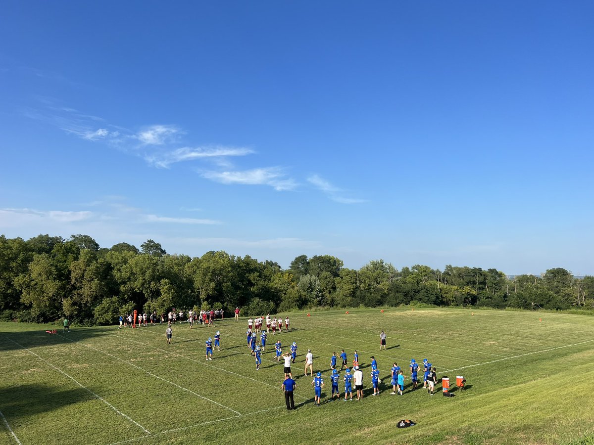 Our <a href="/LCCKnightsFB/">Lourdes Knights FB</a> JV 🏈 team defeated Conestoga yesterday 28-6 at home! Congratulations Knights! 🙌