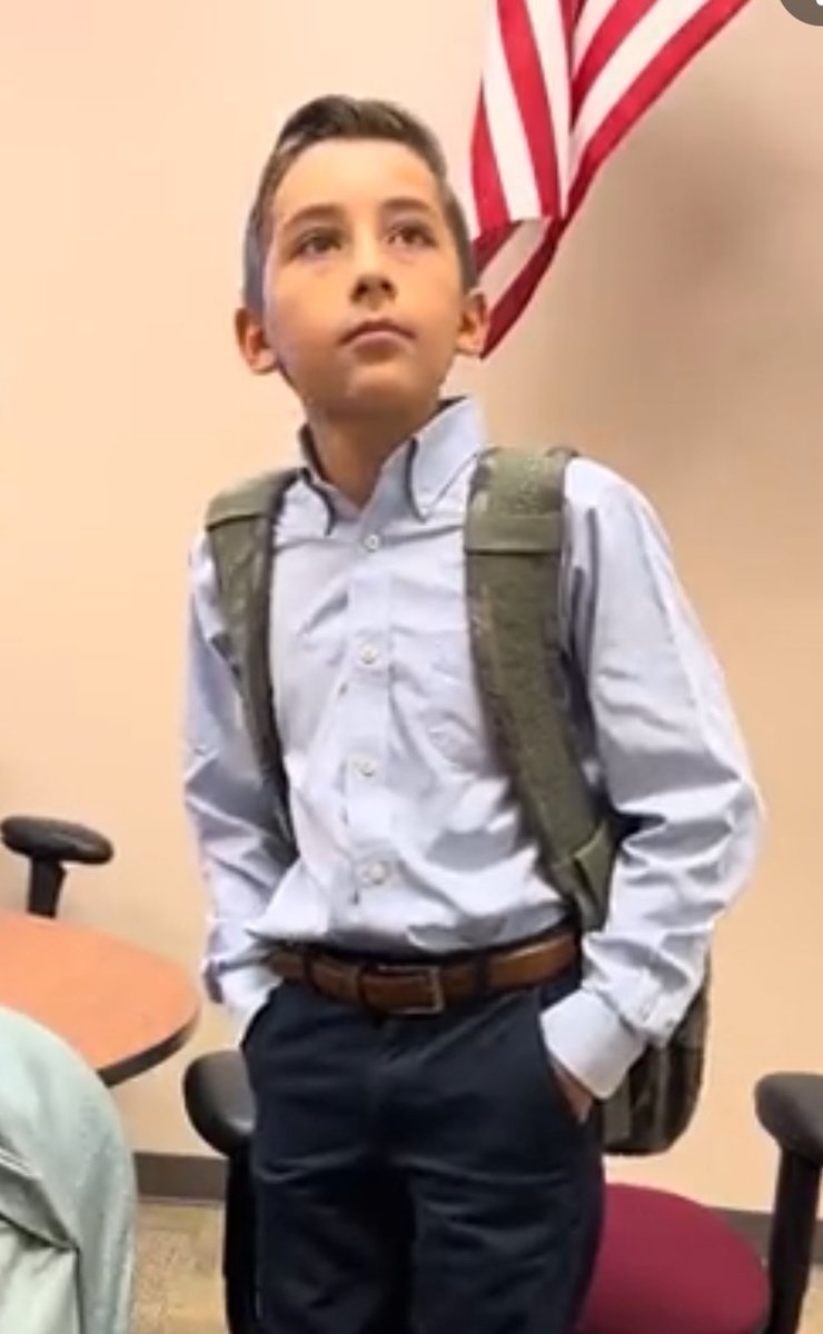 <a href="/DC_Draino/">DC_Draino</a> Make Jaiden famous.

This kis is an icon.