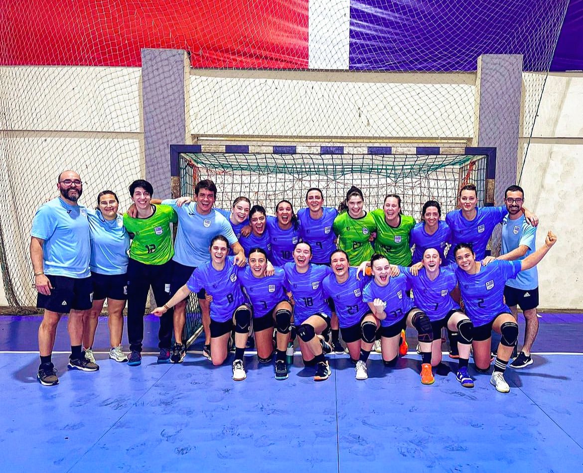 OlimpicoUy's tweet photo. LA SELECCIÓN FEMENINA SENIOR DE HANDBALL SE HIZO DEL CUPO PARA SANTIAGO 2023

Luego de una emocionante participación en el repechaje de Santiago 2023, la Selección Femenina Senior de Handball logró la clasificación al los Juegos Panamericanos…

… https://t.co/XyEt2wyDTm