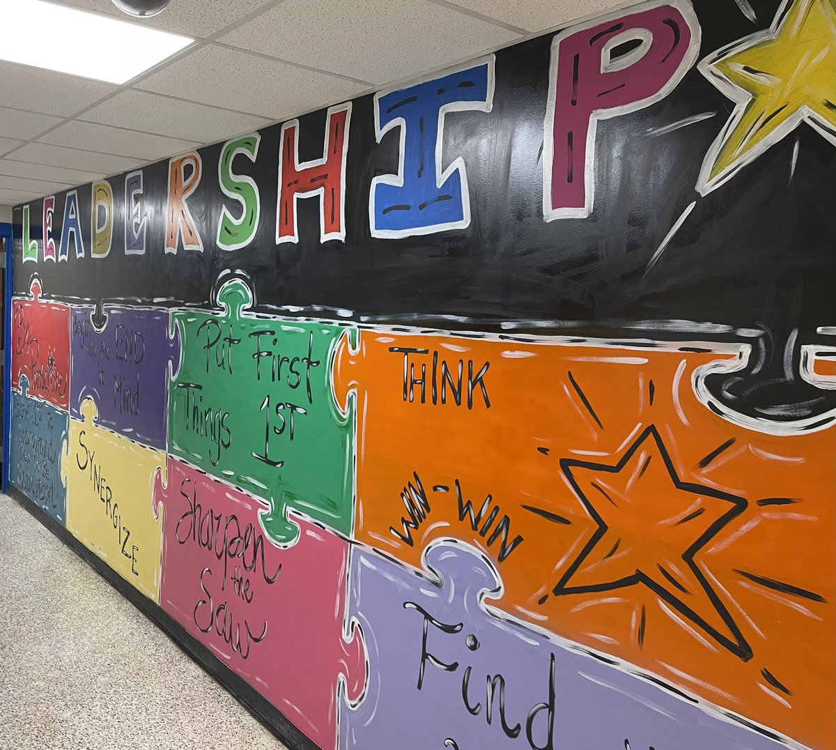 AGHoulihan's tweet image. This 2023-24 recipe for success @ParkwoodMSNC:  great teachers/staff, engagement via the new Sustainable Energy Academy, positive culture through @TheLeaderinMe and urgency at all levels! Fabulous! #TeamUCPS @UCPSNC 👏💯