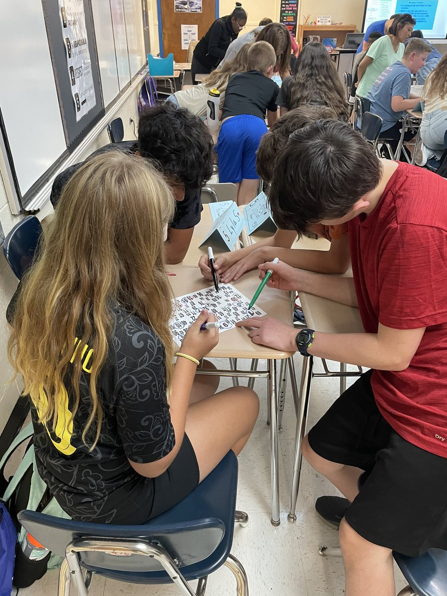 AGHoulihan's tweet image. This 2023-24 recipe for success @ParkwoodMSNC:  great teachers/staff, engagement via the new Sustainable Energy Academy, positive culture through @TheLeaderinMe and urgency at all levels! Fabulous! #TeamUCPS @UCPSNC 👏💯