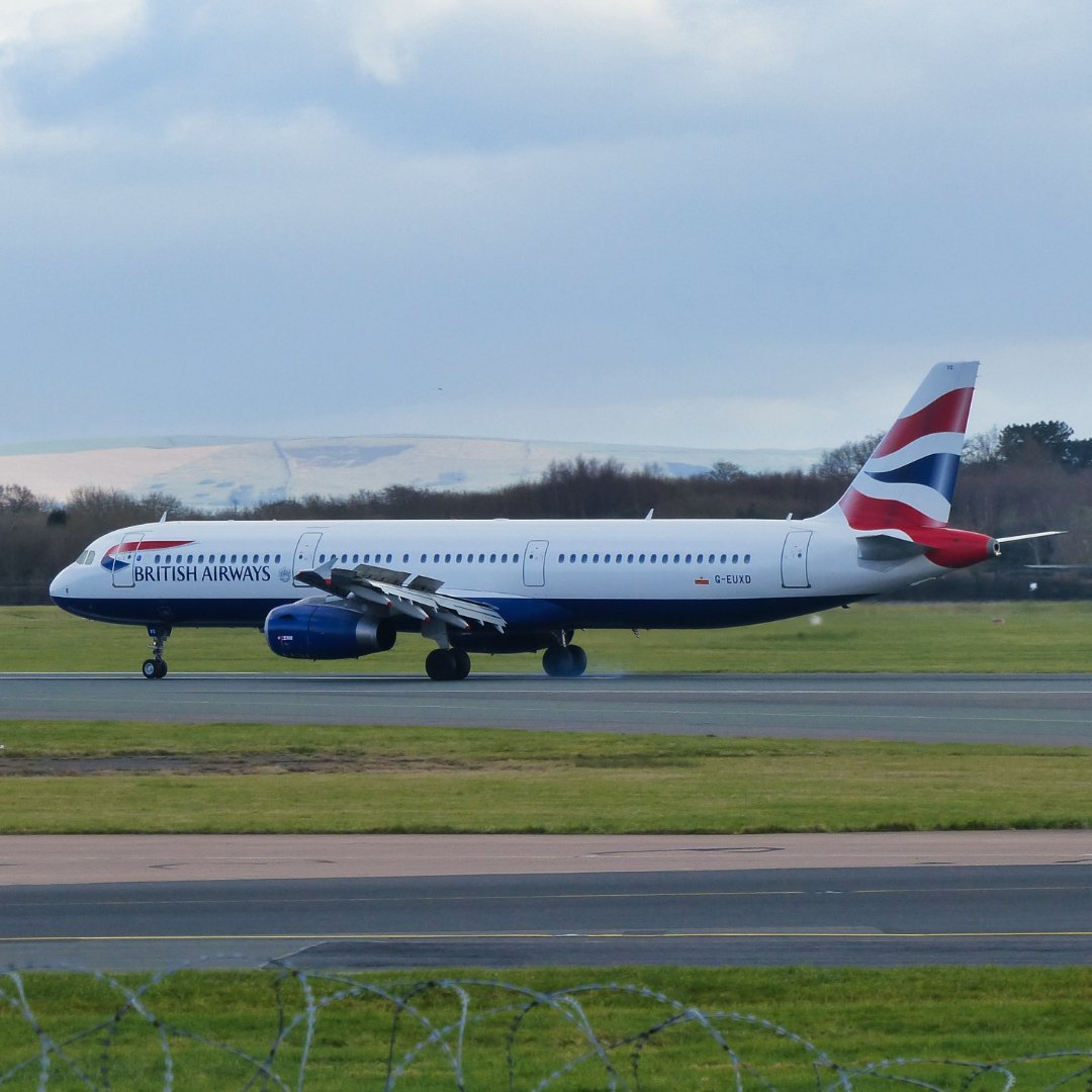 Michaelflying28's tweet photo. British Airways Airbus A321-200 G-EUXD arriving at Manchester Airport from London Heathrow Airport 26.2.23.
#britishairways #airbus #a321 #a321200 #airbusa321 #airbusa321200 #airbusa321 #airbusa321200 #321ceo #321200ceo #a321ceo #a321200ceo #airbusa321ceo #airbusa321200ceo https://t.co/bA09hOqzi2