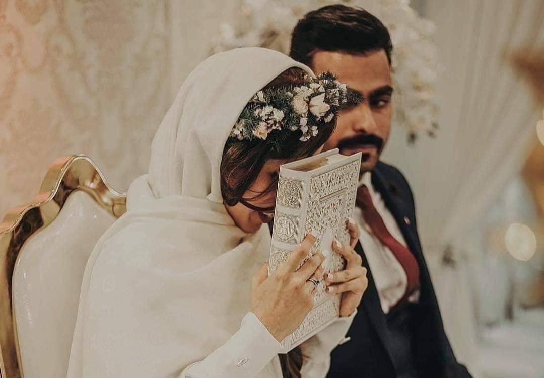 ml_e11's tweet photo. "هيَ أنقىٰ منْ أن أعصِ الله فيها."♥️ https://t.co/dwabgBtV9Q