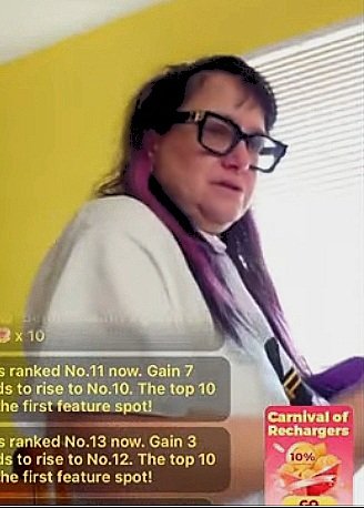 littlefatboot's tweet photo. Yikes MOOmaw looking rough https://t.co/vXYXN79qdU