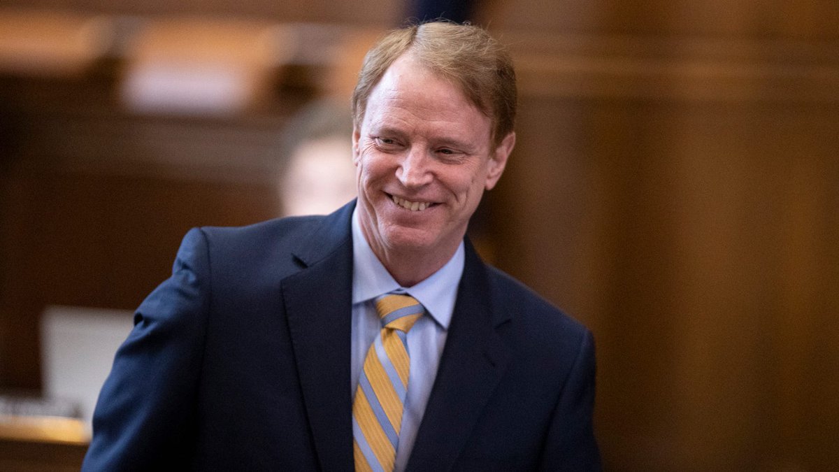 ORPolitics's tweet image. Oregon Republicans sue Secretary of State over re-election ban bit.ly/3R7nLaq