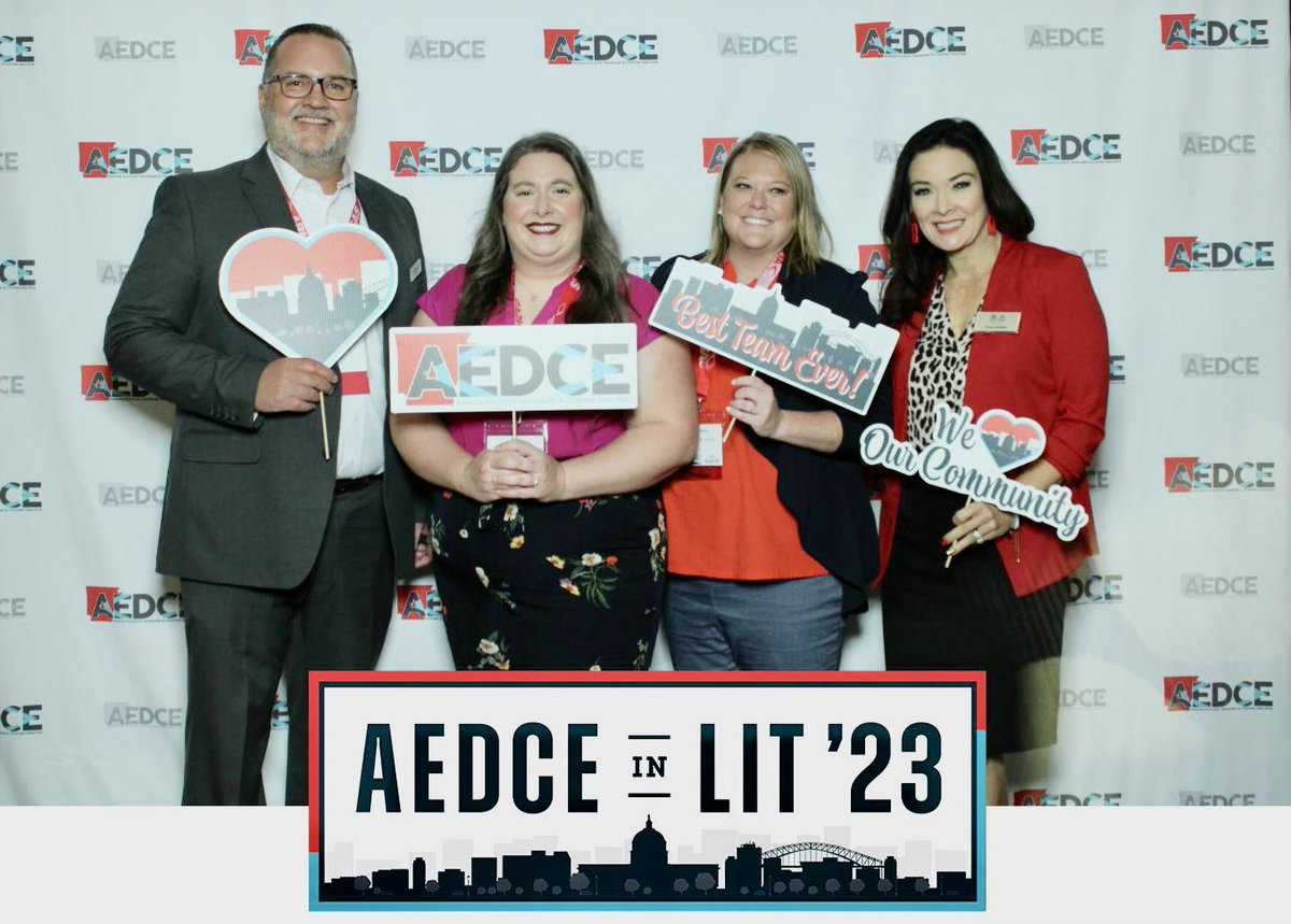 CDICentral's tweet photo. You can always count on us and the #CDIcentral network to get lit at the @_AEDCE annual conference!
Much appreciation to the AEDCE staff and leadership who support and shape this convening each year. #aedceinlit23 https://t.co/l0jXujNNIj