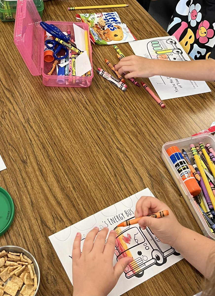 Sunnye Forrest tweet media