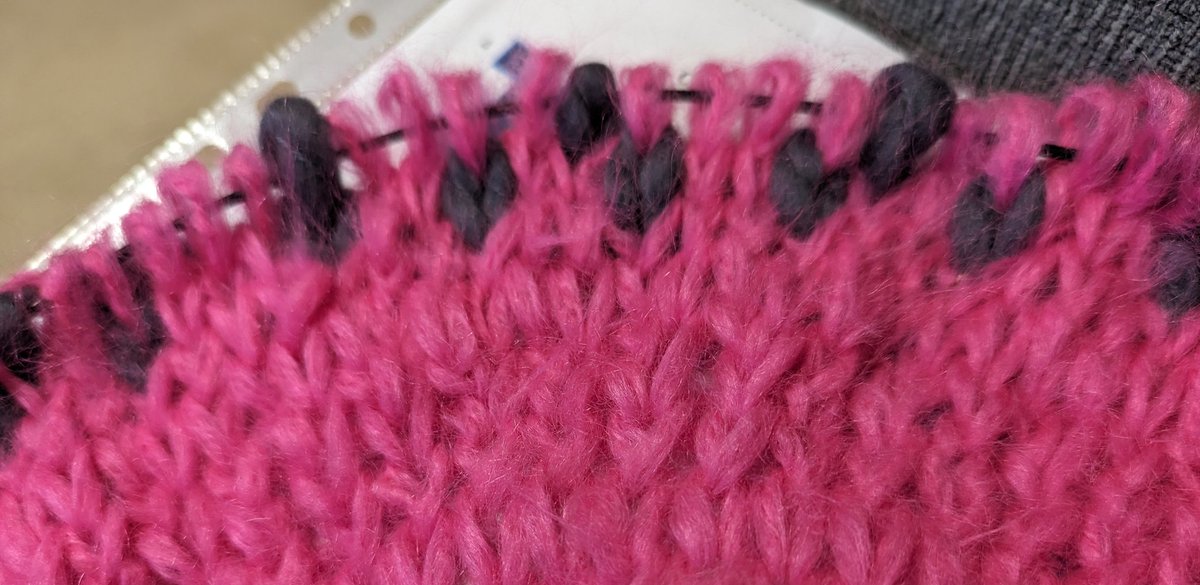 DoveCallKnits's tweet photo. I am using up some super bulky on this squishy cardigan. It is almost sweater weather! https://t.co/qdEiJJjw6j