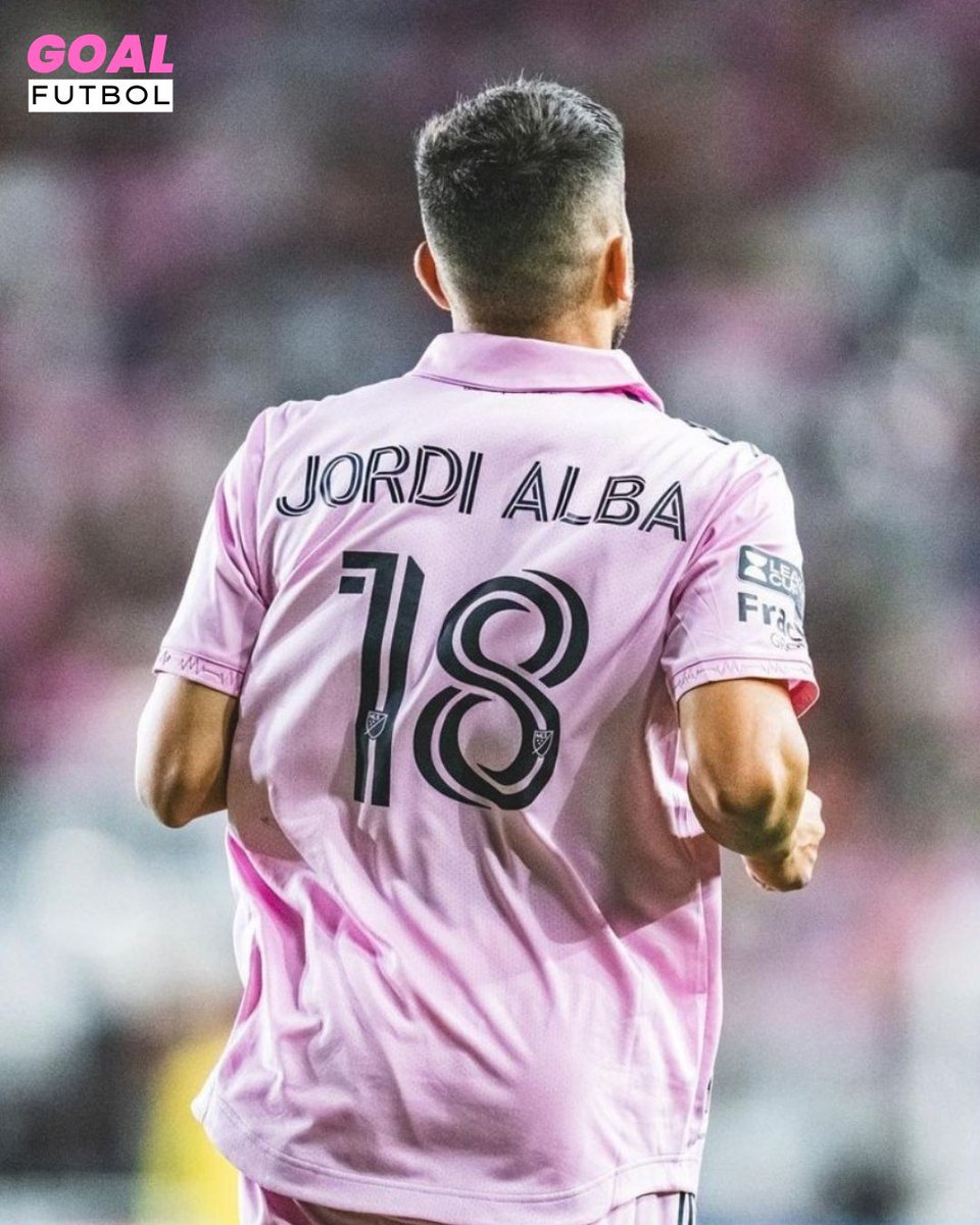 Goalfcofficial's tweet photo. 🚨 Following 93 caps and securing two major trophies, Jordi Alba has chosen to retire from the Spanish national team. 🇪🇸 

#JordiAlba 
#SpainNT 
#Retirement
#GoalFC ⚽🐐 https://t.co/j8KVOZ771N