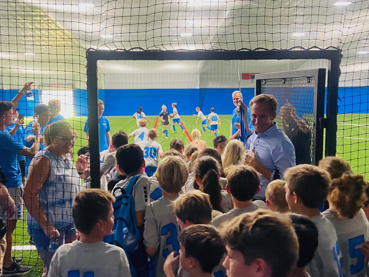 union_rush's tweet photo. What a night for the grand re-opening of the new turf field in the @cityofmiltonga Thanks to our special guests, including Mayor Peyton Jamison! We hope Rush Union and guest athletes enjoy the new upgrades! #thisisourturf #newdigs #ribboncutting #cityofmilton #rushunionsoccer https://t.co/KgjqBjFVP3