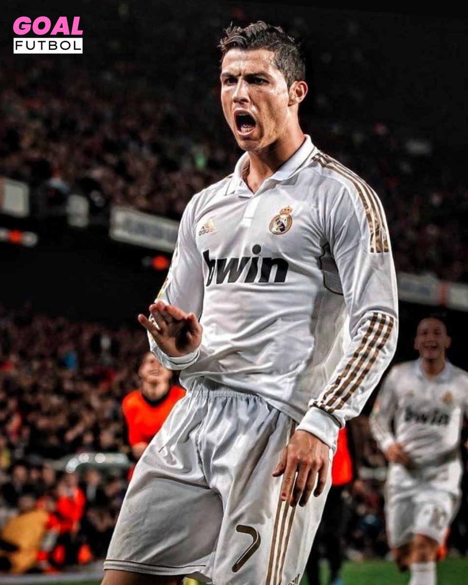 Goalfcofficial's tweet photo. 🚨 Celebrating 14 years since Cristiano Ronaldo's unforgettable Real Madrid debut! ⚽ 

Over the years, he netted 449 more goals, solidifying his legacy as the club's ultimate top scorer. 👑 

#Ronaldo 
#RealMadrid 
#Legend
#GoalFC ⚽🐐 https://t.co/hegL5Ll64J