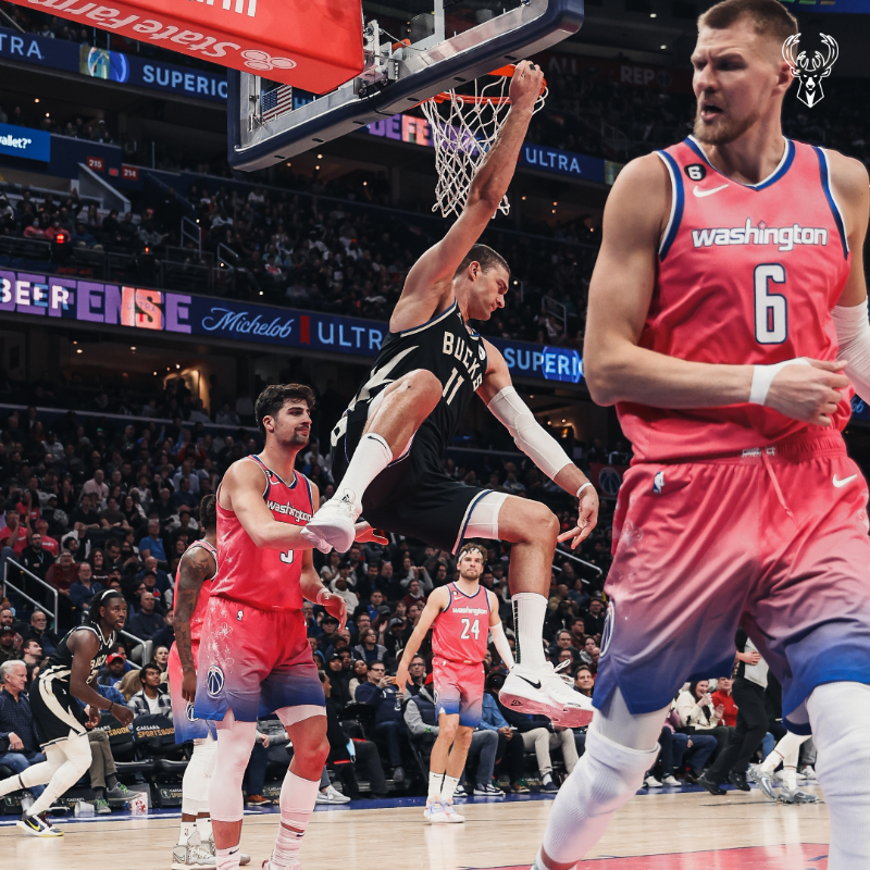 Bucks's tweet photo. Splash Mountain's '22-23 Season In Photos 📸⛰️

#BucksPlayerWeek