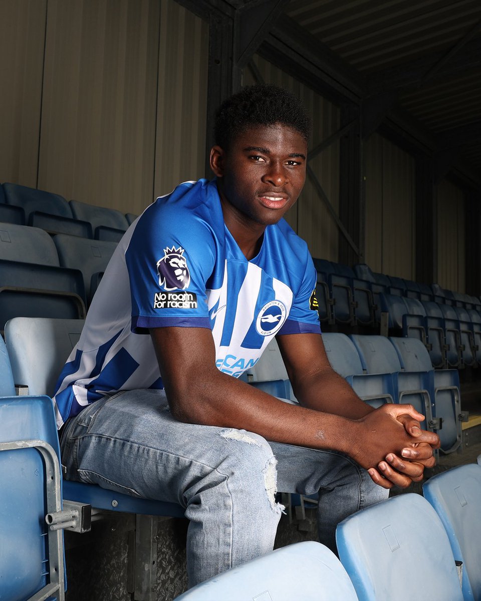 OfficialBHAFC's tweet image. Welcome to the Albion, Carlos. 🤩🤝